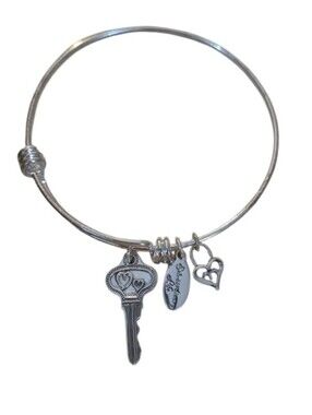 Sterling Silver Key & Heart Charm Expandable Bangle Bracelet - Mom